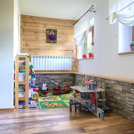 Gosciniec U Marzeny Chalet *